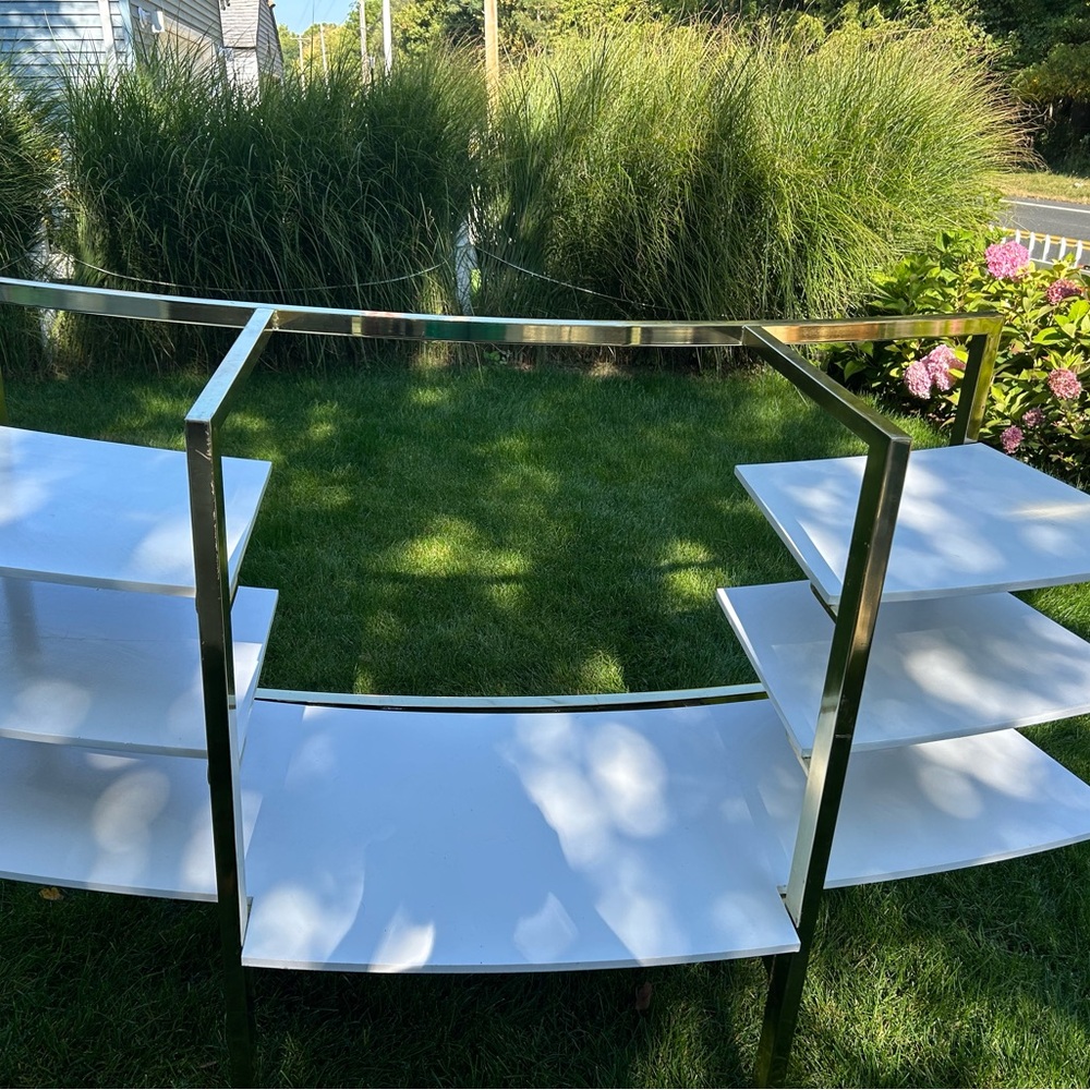 Modern White and Gold Shelf Unit
